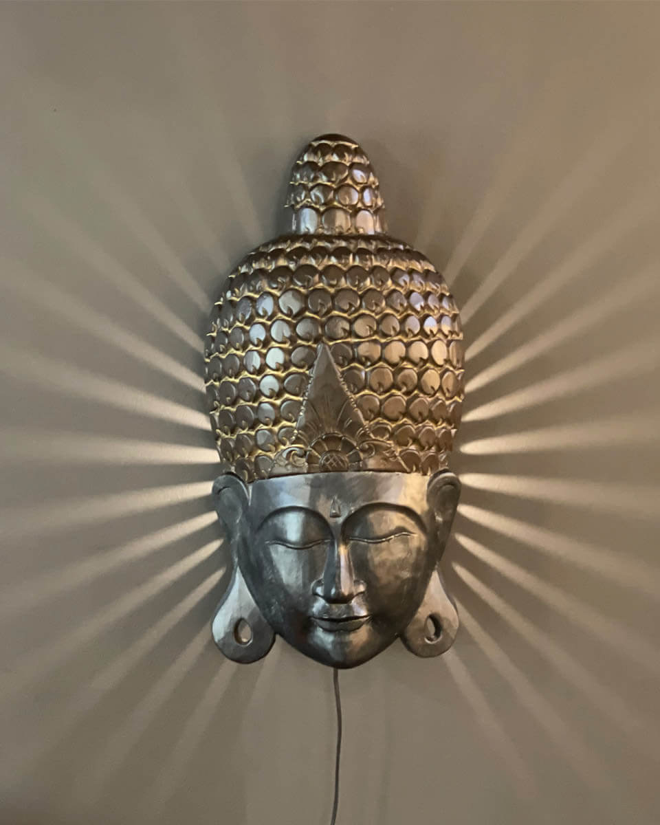 Busso vägglampa