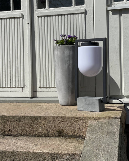 Stanley bord/golvlampa IP44 H53 cm sandsvart
