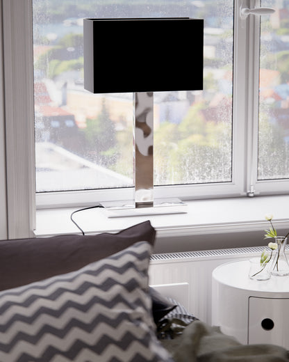 Prime bordslampa H69 cm krom/svart skärm