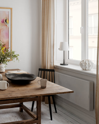 Lumi bordslampa svart/vit