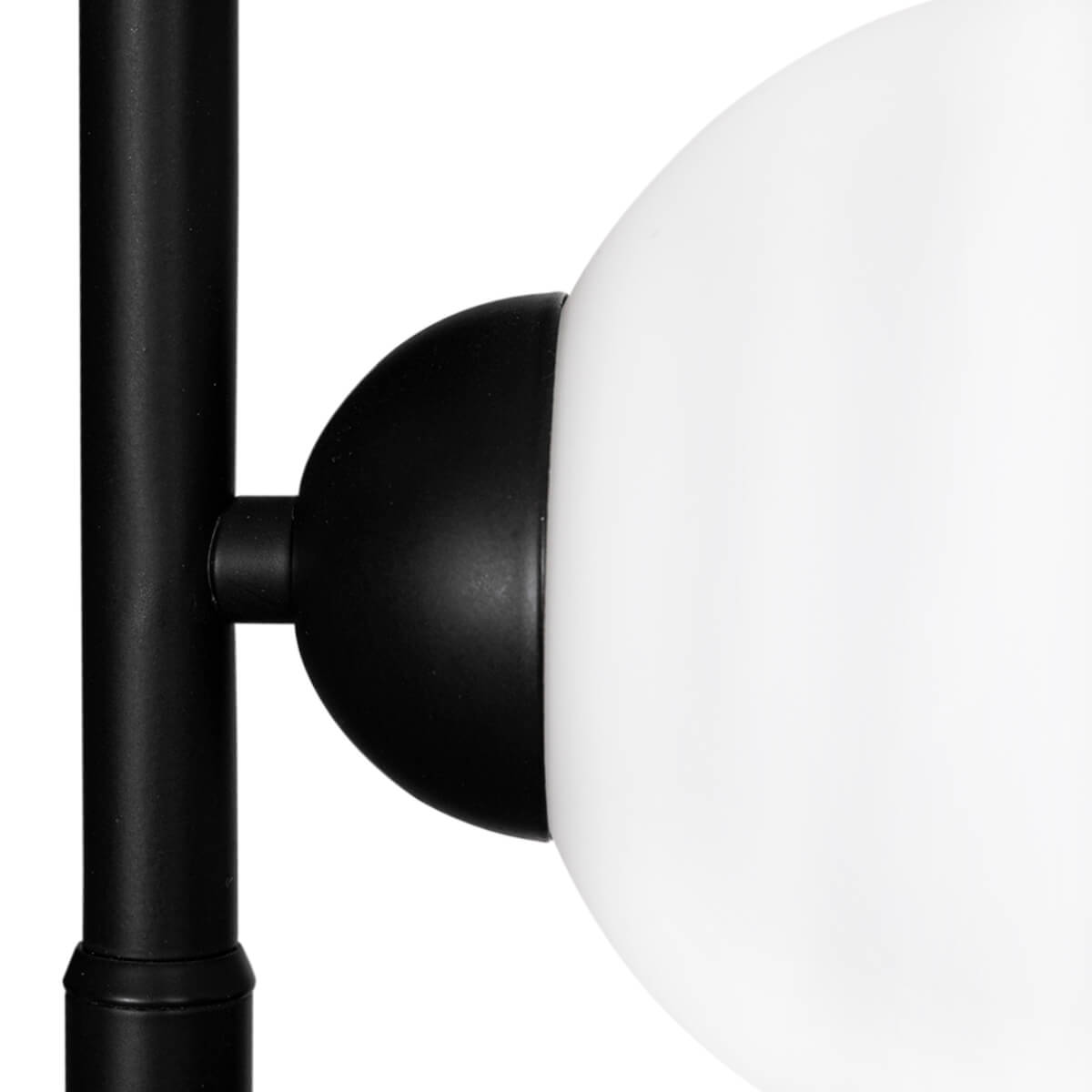 Punto golvlampa svart
