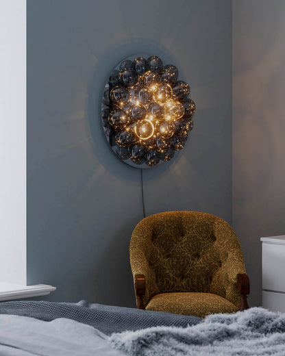 Gross  vägglampa