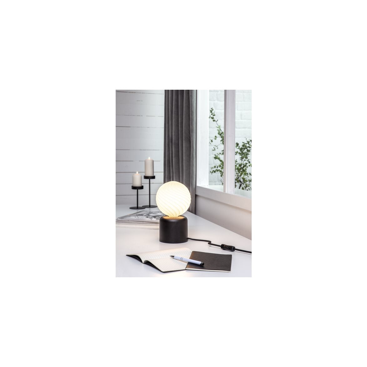 Lampfot E27 GLANS Svart