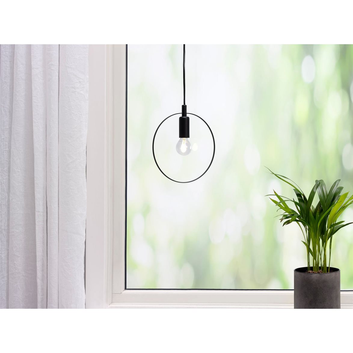 SPARTAN Ringo fönsterlampa svart E14