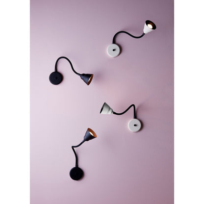 Vägglampa Relief svart